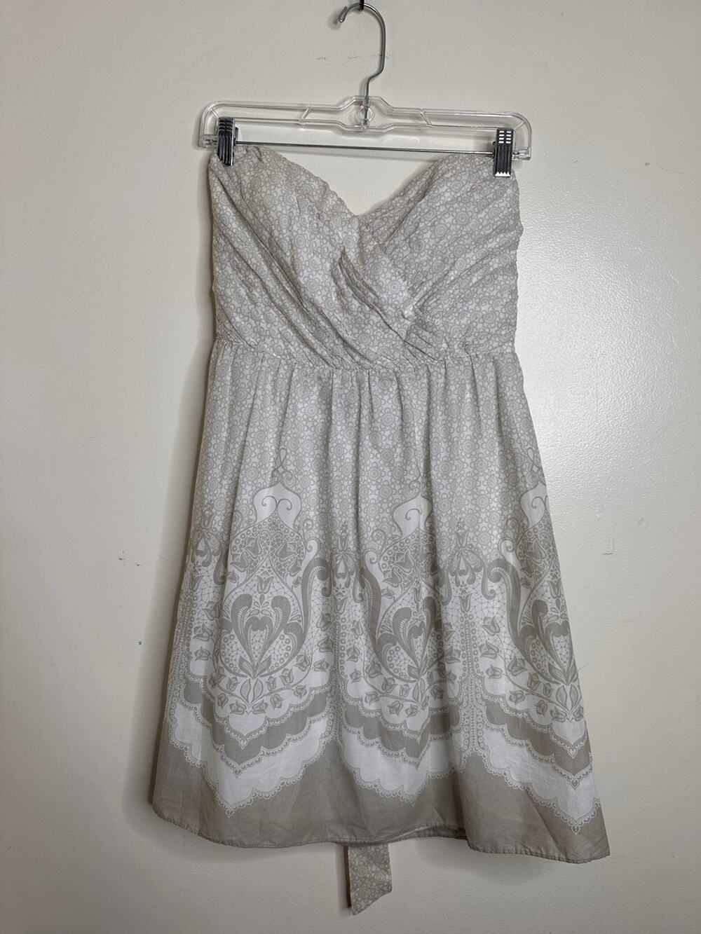 Express NEW Size 12 Strapless/Straps Sweetheart Neckline Mini Dress White Taupe